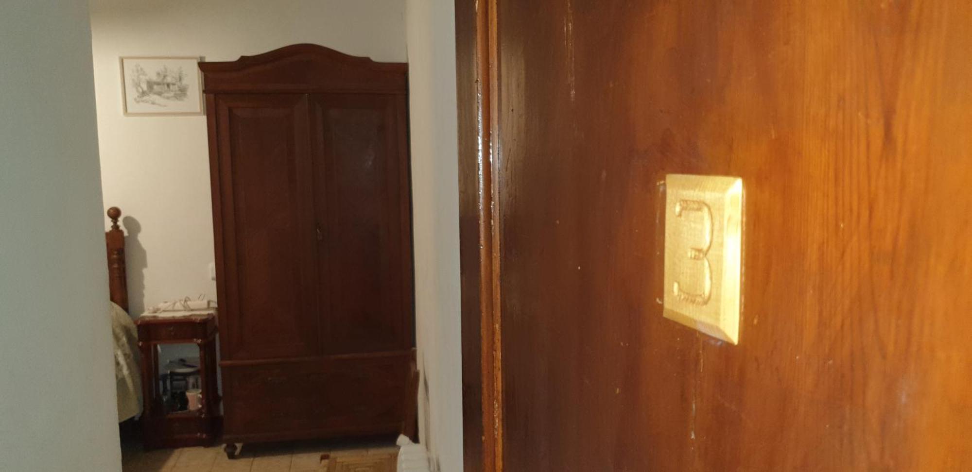 Double Room,1537662055:JPEG